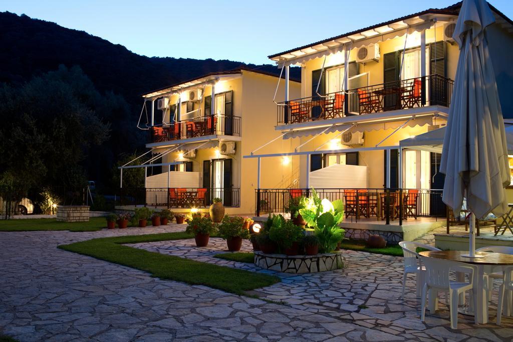 Natasa Studios Mikros Gialos Dış mekan fotoğraf